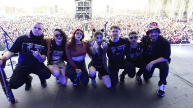 En el 150 Aniversario de Almirante Brown 75mil personas vibraron coon Emilia y con bandas locales en Calzada