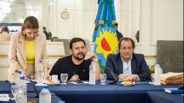 Buscarán limitar el uso de celulares en las escuelas bonaerenses por sus efectos nocivos en los alumnos