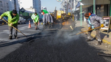 Lanús Gobierno continúa con el Plan de Bacheo y Repavimentación por las calles de la ciudad