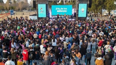 Día de las Niñeces con una multitud en el Parque Eva Perón