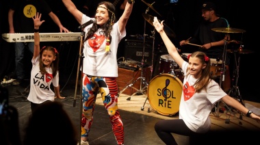 “SolRie” llega a Colegiales: música en vivo, valores y una fiesta final que emociona al público