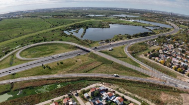 Kicillof inauguró la nueva bajada a la Avenida 520 de la Autopista Buenos Aires - La Plata