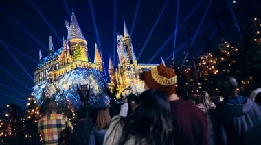 La temporada navideña de Universal Orlando Resort comienza hoy con una variedad de celebraciones en todo el destino
