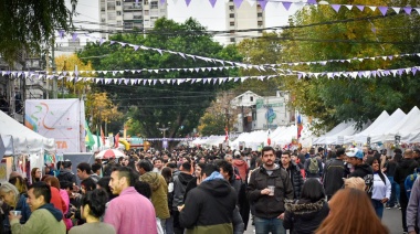 Miles de vecinos de participaron de la fiesta de la Colectividades de Quilmes