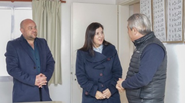 Javier Martínez presentó a Luciana Sánchez como nueva subsecretaria de Educación