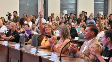 Juraron los concejales y concejalas electos por Avellaneda