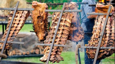 Noviembre, el mes de la Tradición, llega con fiestas folclóricas, asado y mucha música