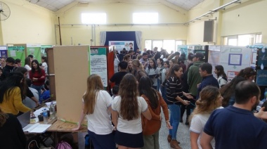 Concurrida Feria de Educación, Arte, Ciencia y Tecnología