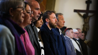 Cascallares y Otermín participaron de una emotiva misa en memoria del Papa Francisco