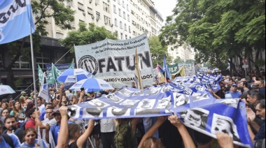 Miles de personas marcharon a Plaza de Mayo en unidad por el 24 de marzo