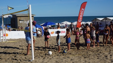 Cariló continúa con altísimos niveles de ocupación. Cómo es la vida de playa en el balneario más top de Argentina.
