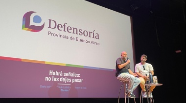 Charla sobre juego problemático en el Teatro Universidad