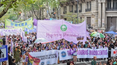 Con una gran convocatoria, las mujeres marchan en distintos puntos del país en el marco del 8M