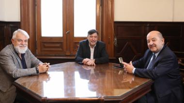 Tauber se reunió con referentes de universidades de la región