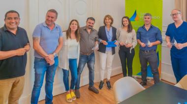 Reconocimiento al equipo que realizó la 1ra neurocirugía con mapeo de emociones de Sudamérica