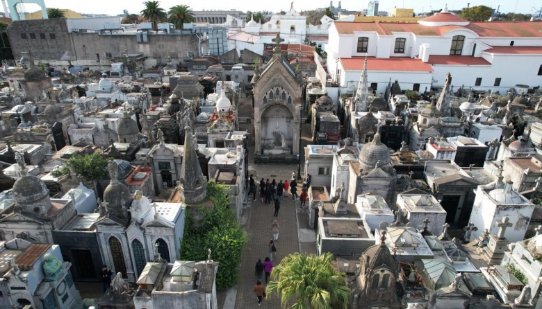 El cementerio de la Recoleta suma visitas guiadas los fines de semana y feriados