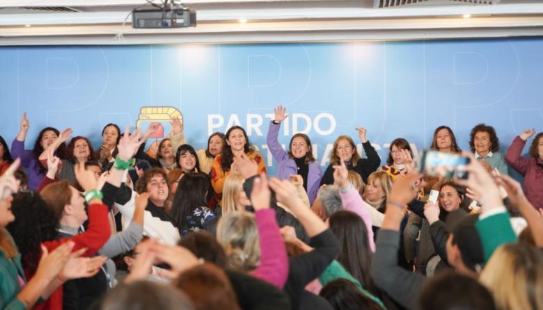 Feministas y Sindicalistas se unen en defensa de Cristina Fernández de Kirchner