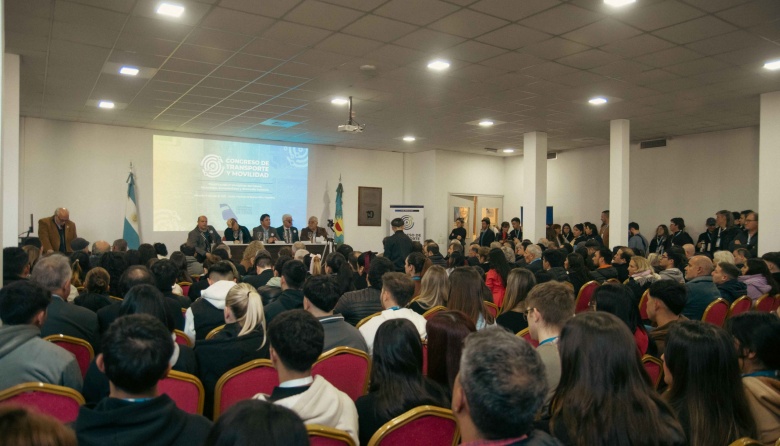 La Universidad Provincial de Ezeiza fue sede del I Congreso de Transporte y Movilidad