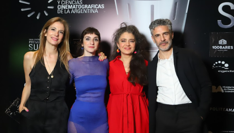 Llega la 19° gala entrega Premios Sur 2025 con conducción de Andrea Frigerio & Martin Bossi.