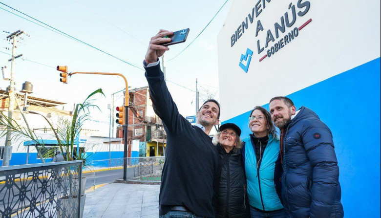 Julián Álvarez y Leandro Decuzzi recorrieron obras en Madariaga y Camino General Belgrano, donde se erradicó un basural crónico