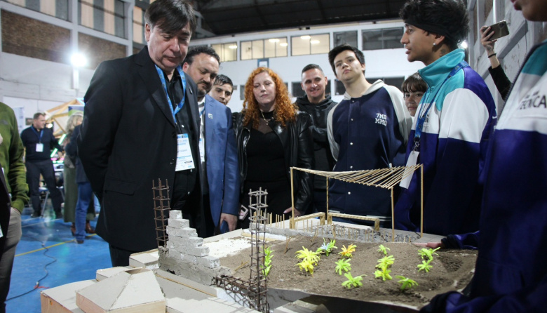 La Técnica de la UNDAV presente en las II Jornadas de Tecnologías Emergentes y VI Jornada de Investigación 2025