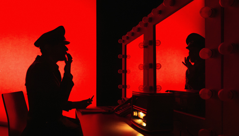 PLAY: el nuevo montaje de Matías Umpierrez llega a Buenos Aires Una exploración escénica sobre los relatos y discursos de odio