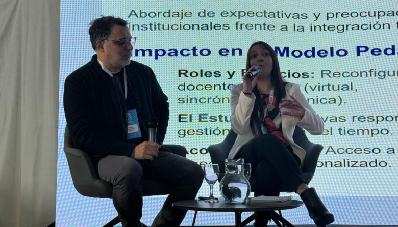 La IA en UFLO Universidad: el desafío de formar profesionales que piensen, comprendan, haciendo y siendo gestores de las tecnologías