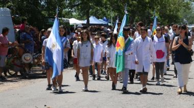 La Fiesta del Camino Real en Villa Ruiz convocó a cientos de personas