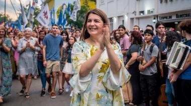 Mariel Fernández asumió su segundo mandato como intendenta