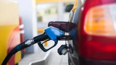 El Gobierno vuelve a aumentar el combustible  y el litro de nafta se acerca a los mil pesos