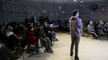 Ludopatía Digital: EL Municipio y la UNAB lanzan charlas en escuelas para prevenir y concientizar