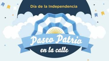 Paseo patrio en la calle con dos corredores gastronómicos por el día Día la Independencia