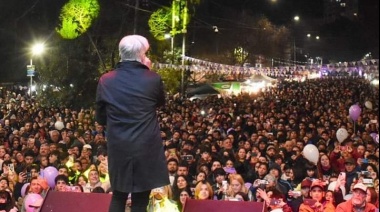 Miles de vecinos disfrutaron de la nueva edición del Festival Somos Quilmes con la presentación de Estelares