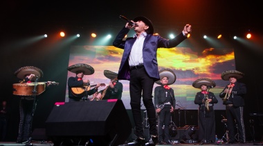 Antonio Ríos celebra su trayectoria con su álbum «35 Años»