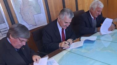Firman convenio para fortalecer la georreferenciación y los servicios satelitales en todo el país
