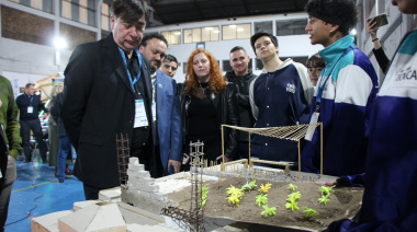La Técnica de la UNDAV presente en las II Jornadas de Tecnologías Emergentes y VI Jornada de Investigación 2025