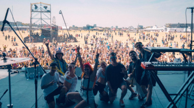 De los elogios de Ricardo Darín y Bizarrap a tocar en el Lollapalooza de Chicago y consagrarse como baterista