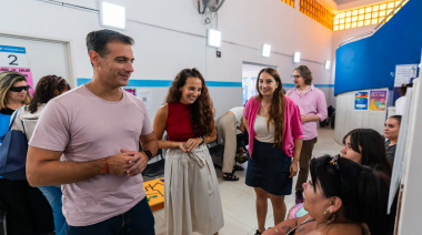 Julián Álvarez recorrió una nueva jornada de salud para infancias en la Unidad Sanitaria “Dr. Nicolás Natiello” de Monte Chingolo