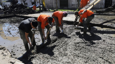 Lanús Gobierno sigue con las obras del plan de pavimentación en el distrito