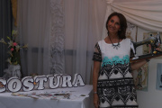 Ilustre youtuber enseña a hacer un cesto   para ropa con una banqueta desechada