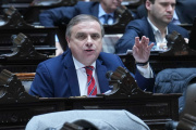 Brügge: “Estamos trabajando para restablecer la arquitectura constitucional que el constituyente de 1994 quiso preservar”