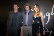 El deslumbrante paso de Johnny Depp por la avant premiere de "Modigliani, tres días en Montparnasse" en Argentina