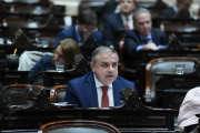 Piden informes al gobierno por un acuerdo millonario entre FAdeA y Defensa