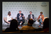 Brügge convocó a la Asociación de Defensores del Pueblo de Argentina y organizaciones civiles para impulsar la protección de las infancias en entornos digitales