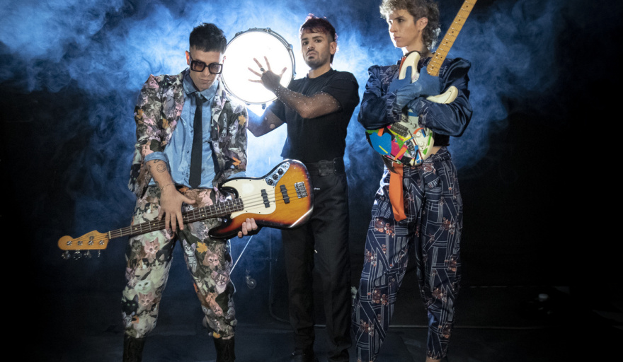 Hollywood Bungalows: El desierto y la transformación en su nuevo álbum “Cerca del Fin”