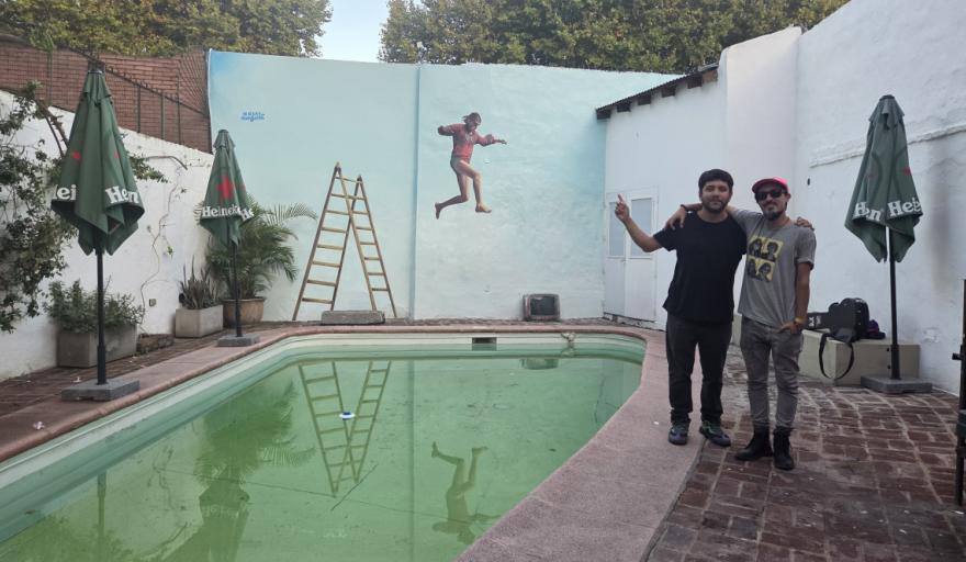 Un mural en homenaje a Charly García ya puede verse en La Fábrica