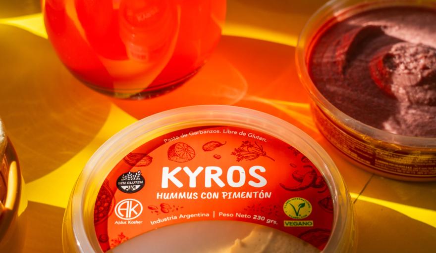 Kiros Hummus invita a disfrutar el día del Hummus con una receta llena de sabor
