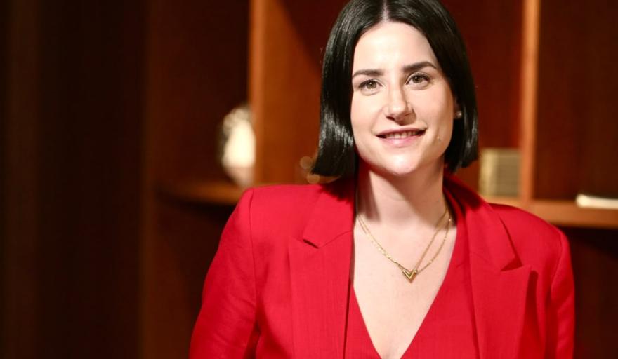 Vicky Becci: la estratega que impulsa a miles de profesionales a convertir su conocimiento en un negocio rentable