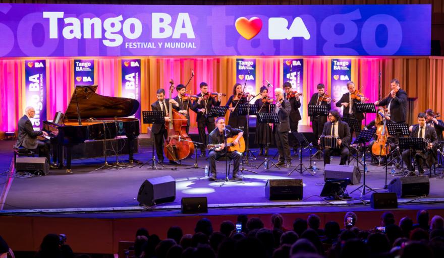 Una pareja de Córdoba es la nueva campeona mundial de Tango de Pista